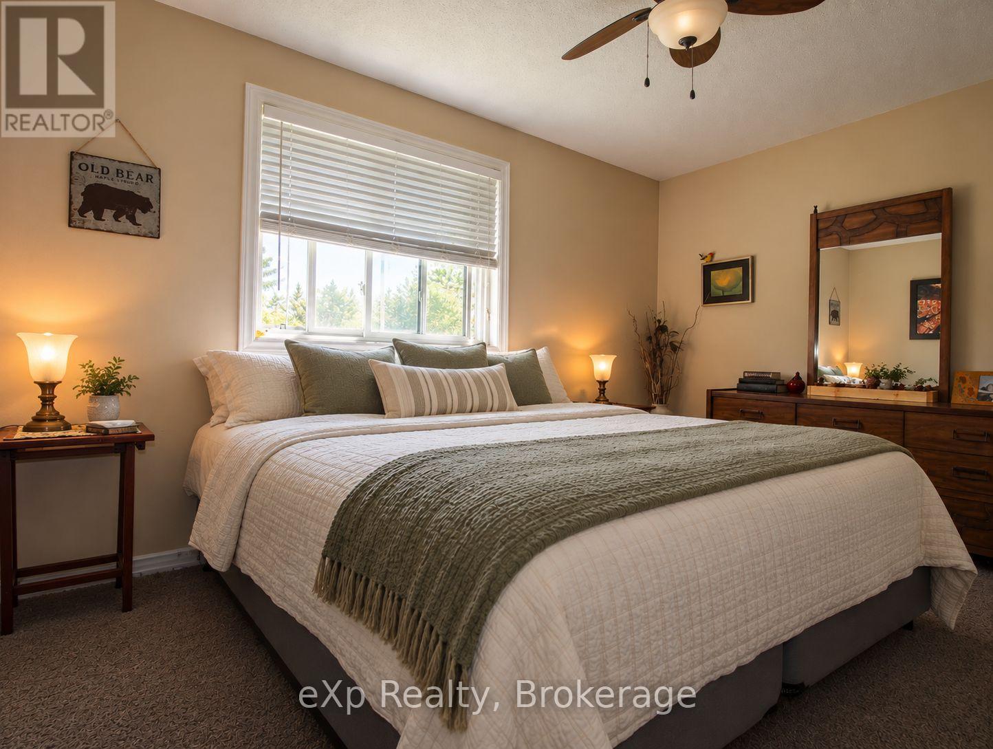 111690 GREY ROAD 14 - Image 9