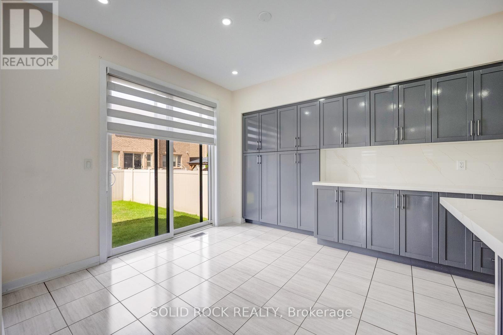 93 PARITY ROAD - 15