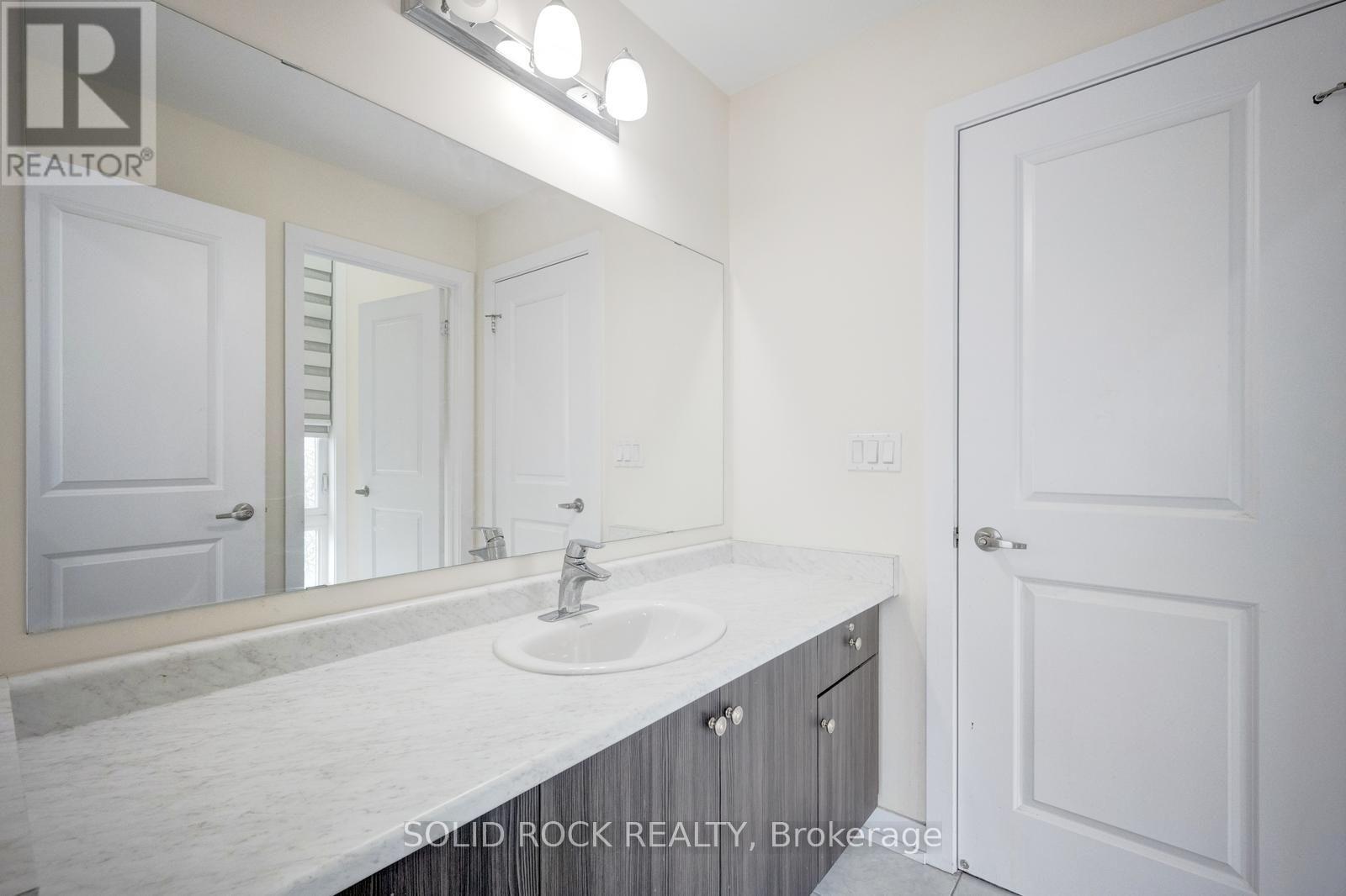 93 PARITY ROAD - 30