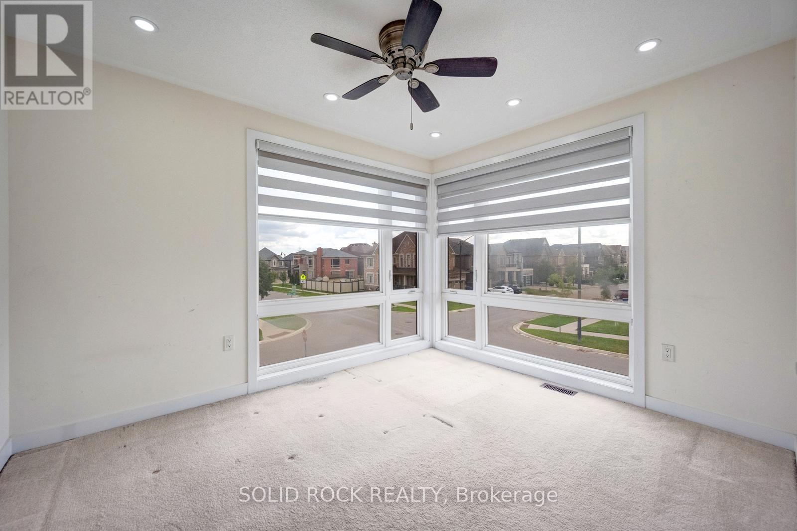 93 PARITY ROAD - 32