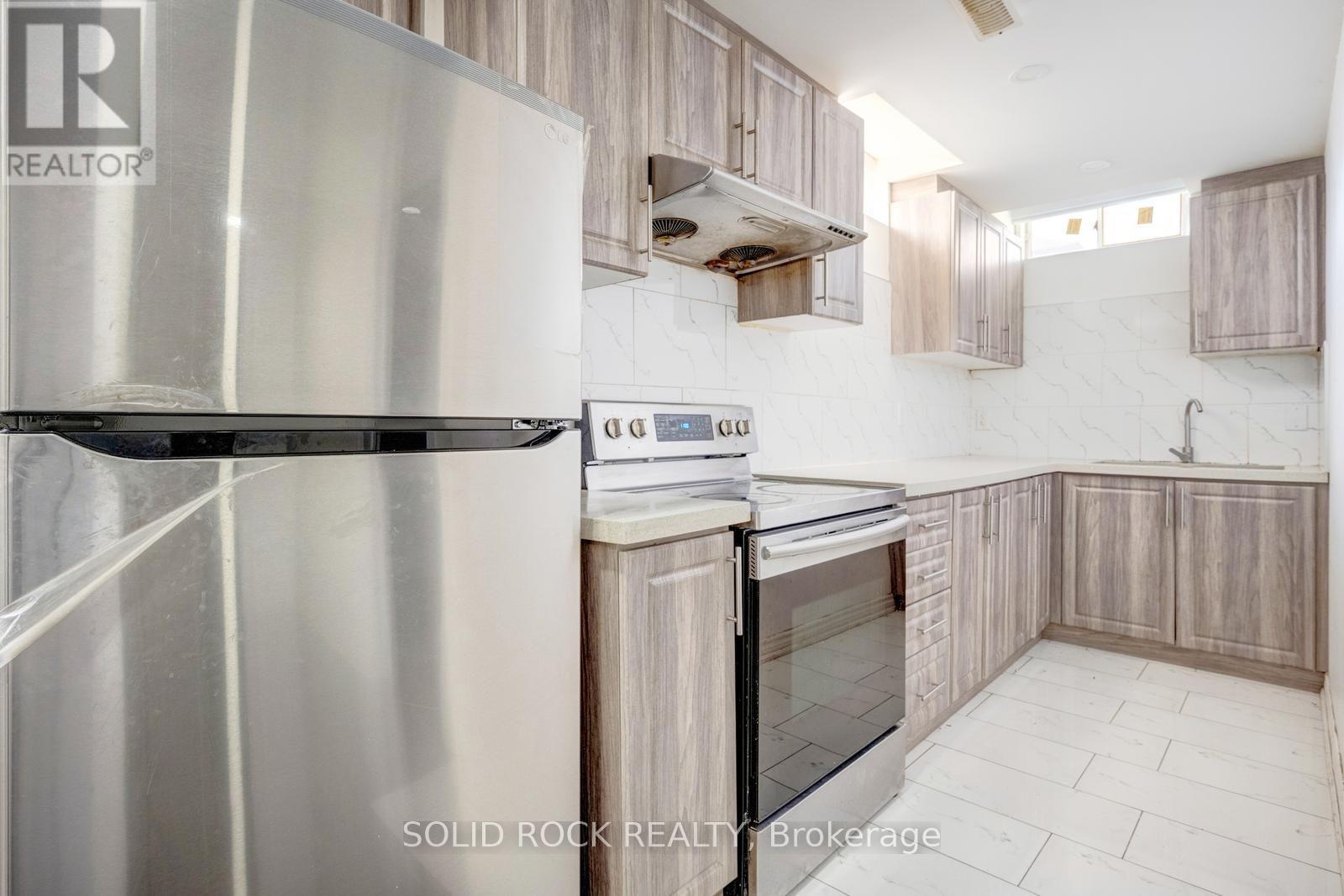 93 PARITY ROAD - 37