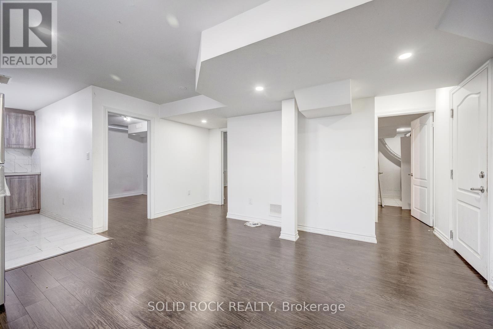 93 PARITY ROAD - 38
