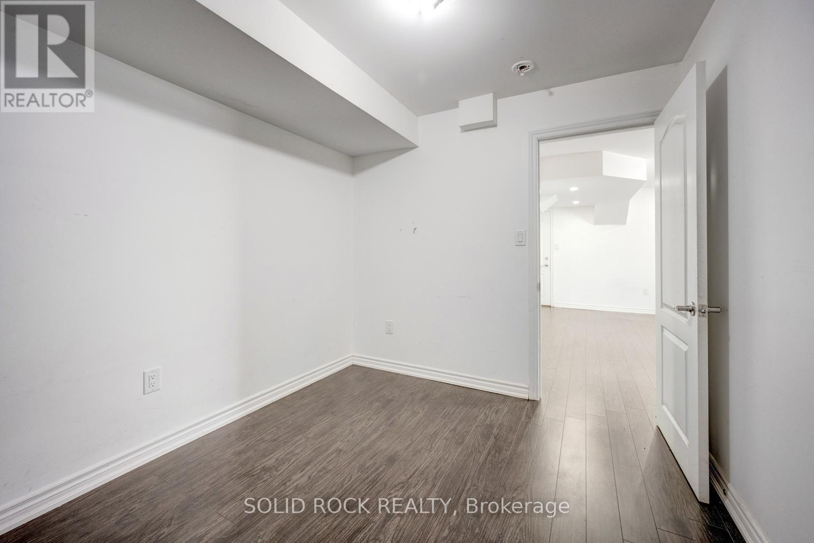 93 PARITY ROAD - 39