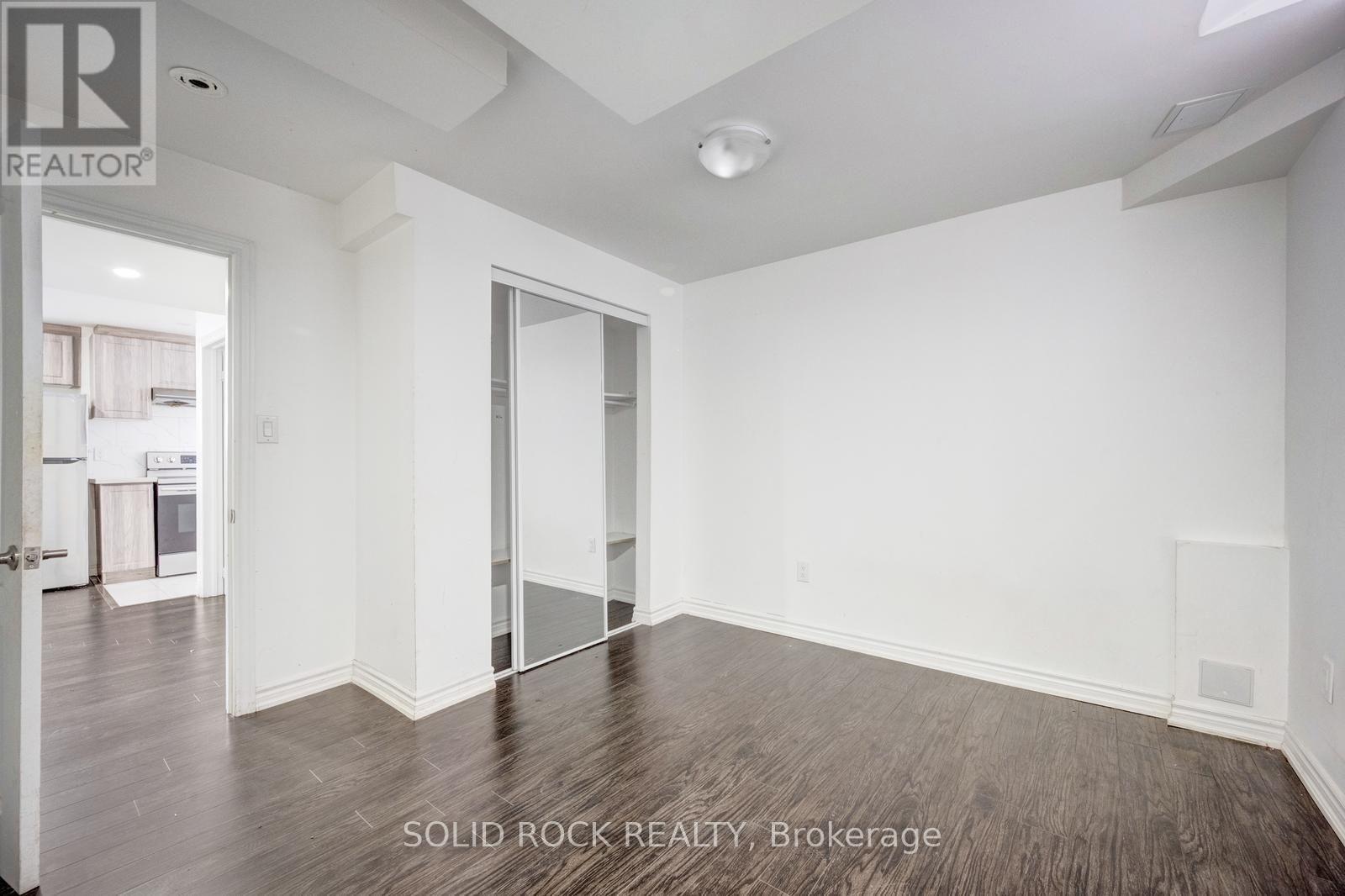 93 PARITY ROAD - 42