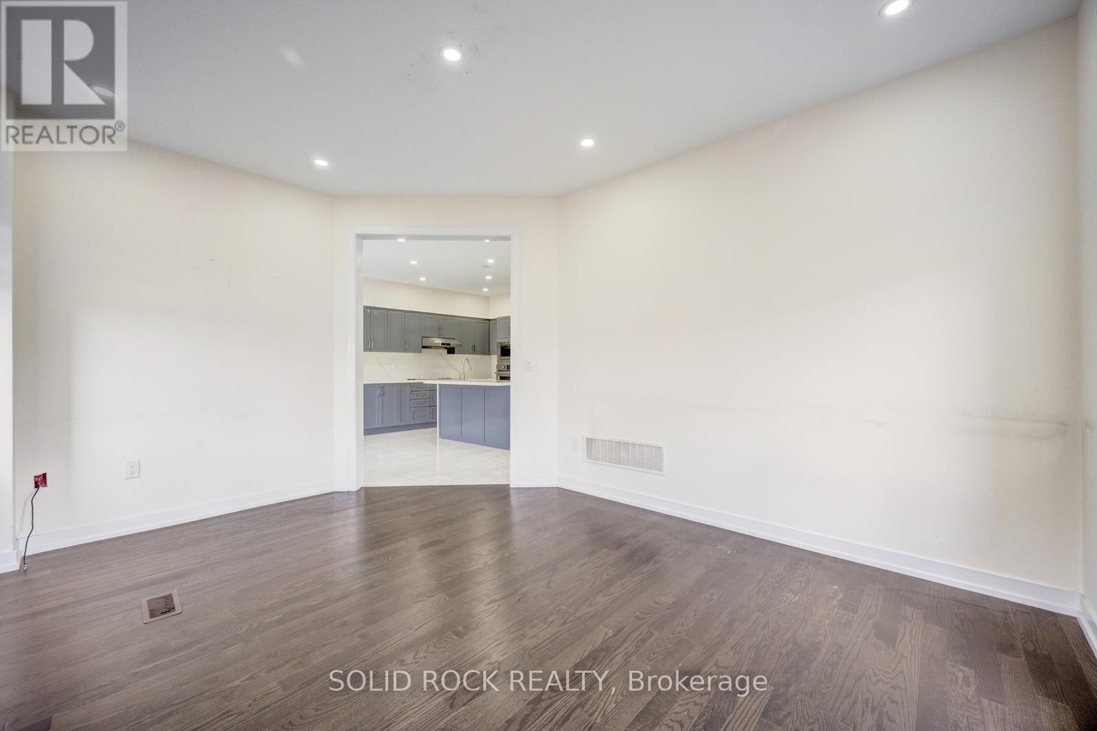 93 PARITY ROAD - 8