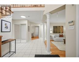 Living room - 39 Legend Lane, Brampton, ON L6X5B6 Photo 6
