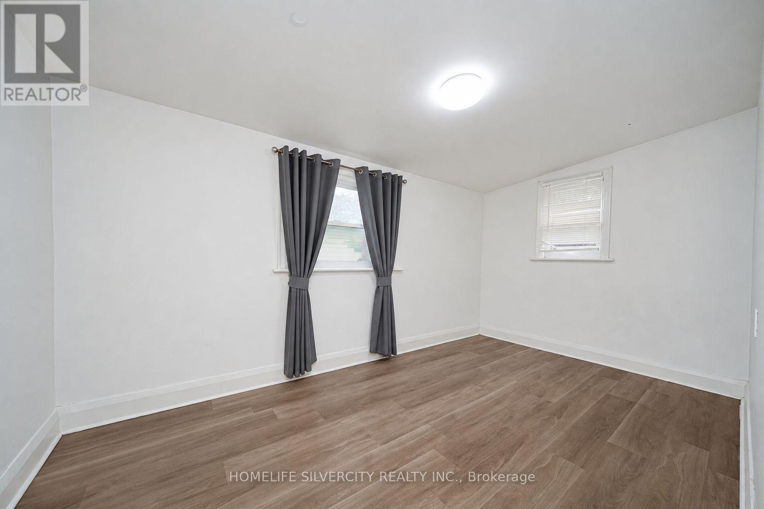 30 WOODWARD AVENUE - 10