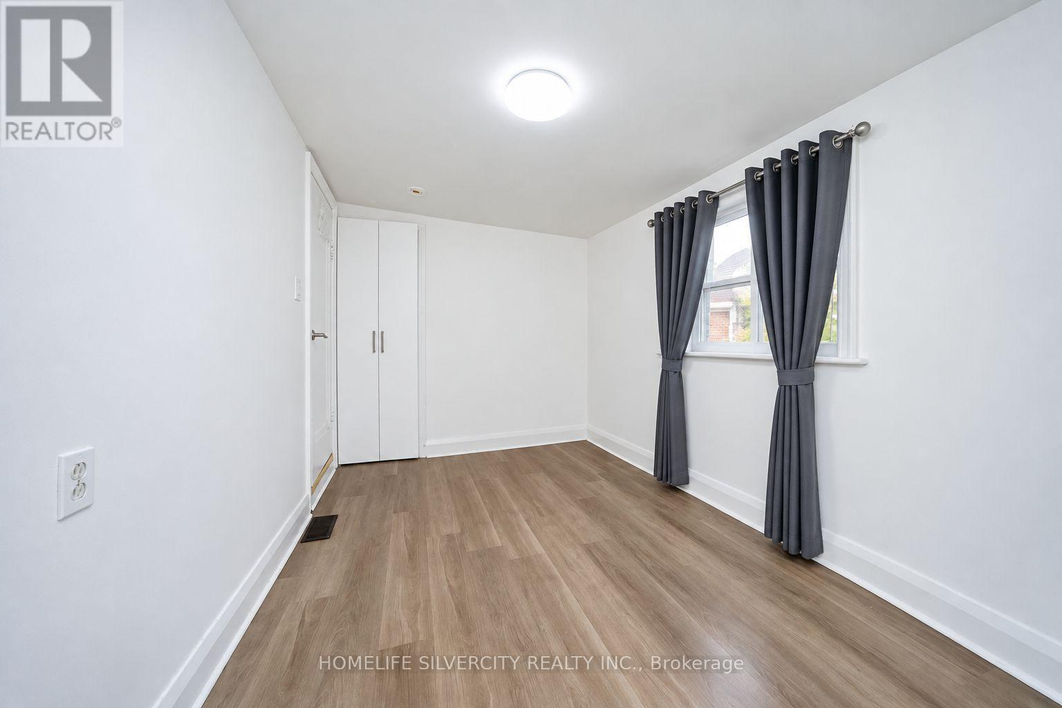 30 WOODWARD AVENUE - 11