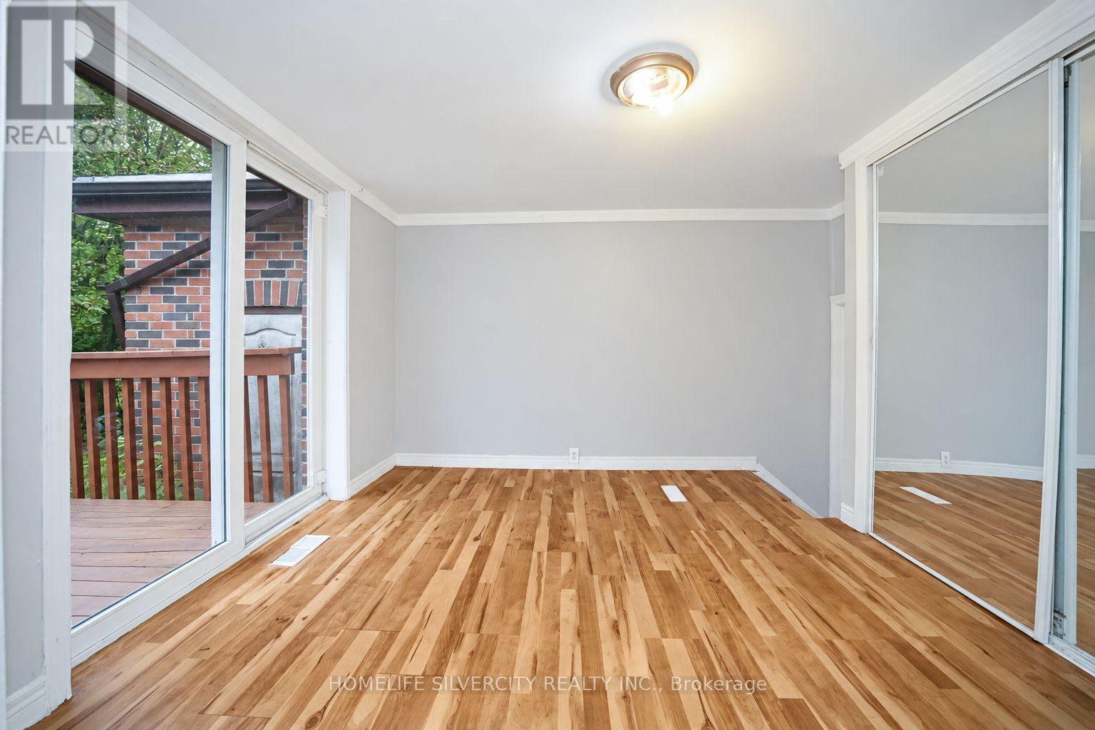 30 WOODWARD AVENUE - 13
