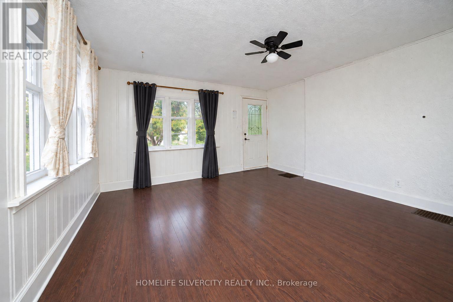 30 WOODWARD AVENUE - 4