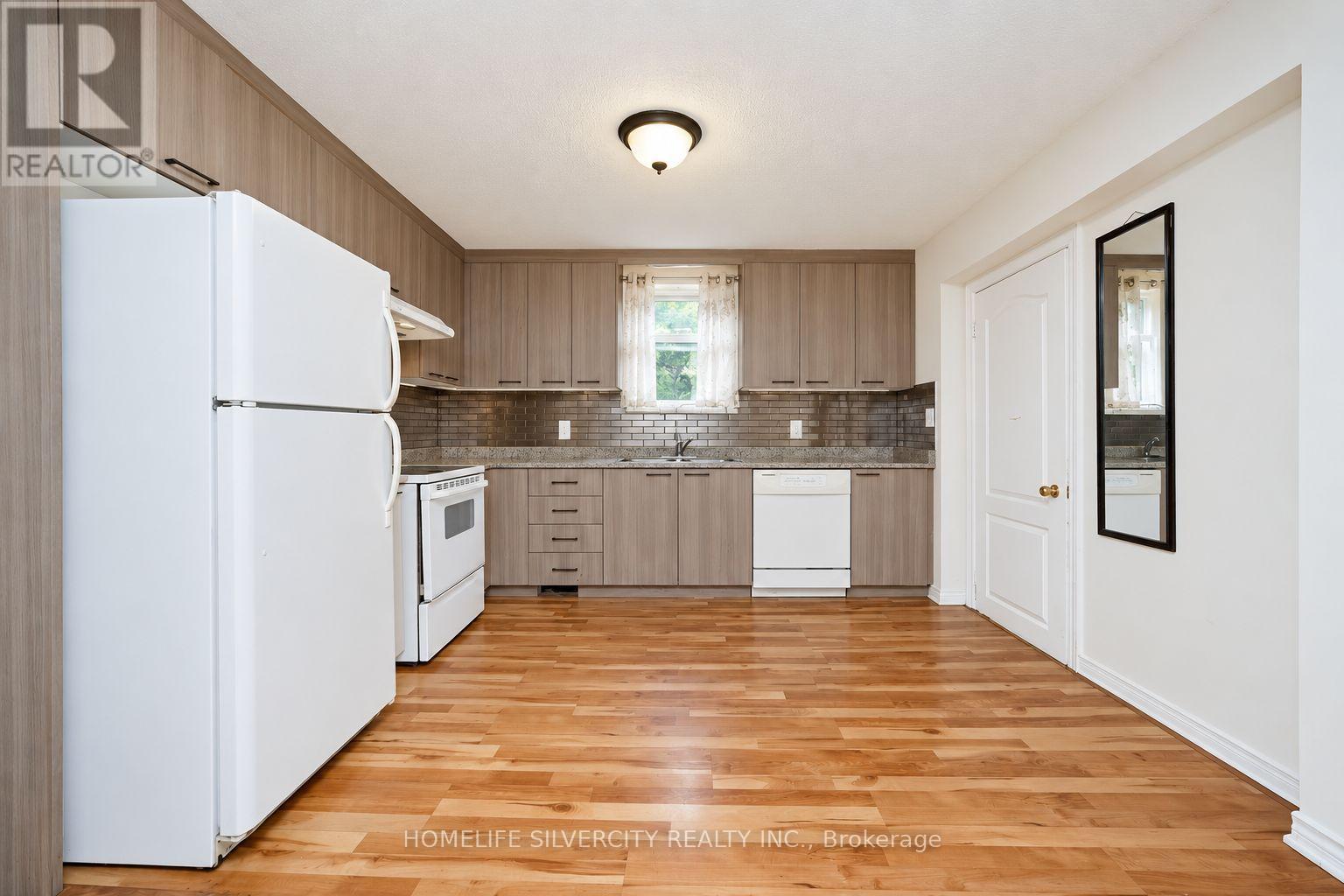30 WOODWARD AVENUE - 9