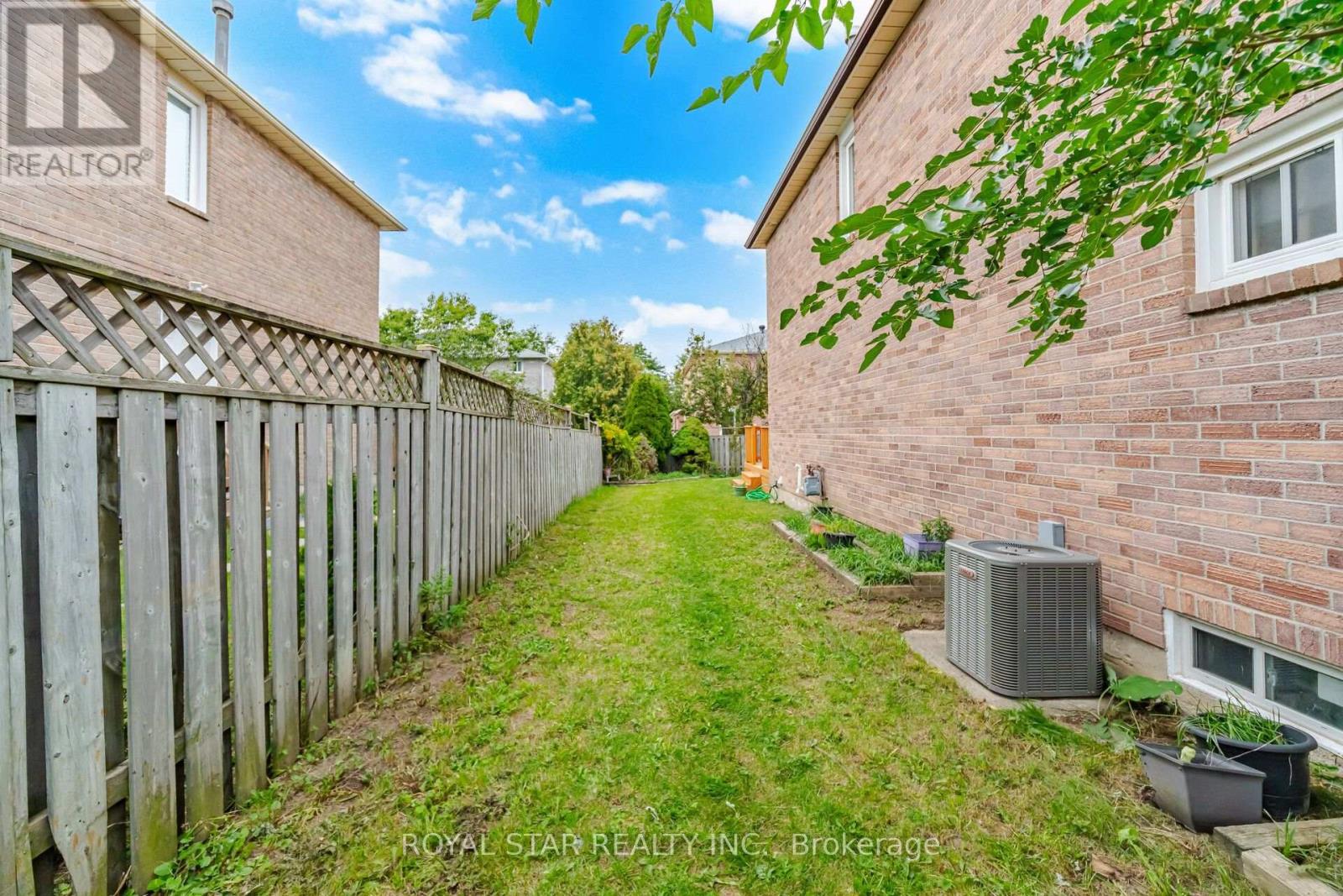 39 Ebby Avenue East, Brampton, ON photo 38