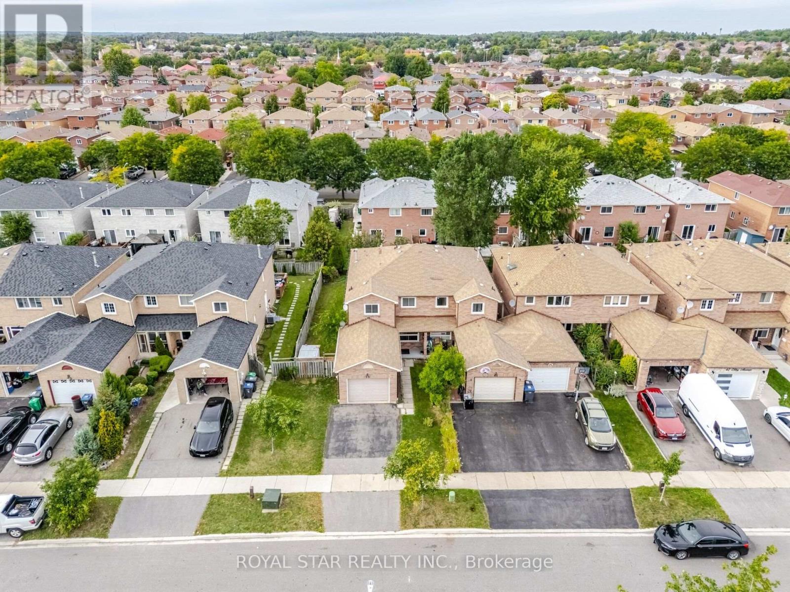39 EBBY AVENUE E - 5
