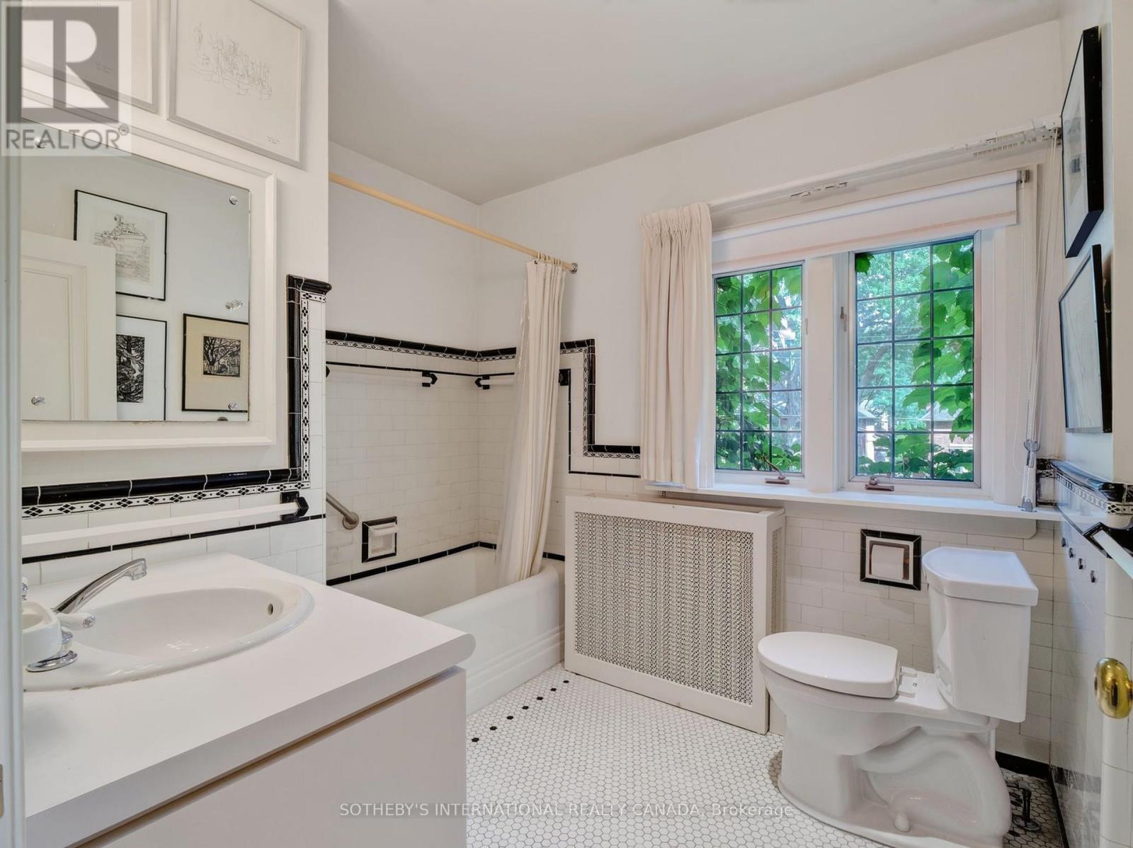 78 WILLINGDON BOULEVARD - 24
