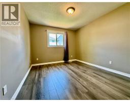 596 Violet Street, Waterloo, ON N2V2V6 Photo 15