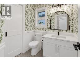 1159 Sluggett Rd, Central Saanich, BC V8M1E9 Photo 22