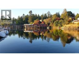 1159 Sluggett Rd, Central Saanich, BC V8M1E9 Photo 33