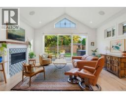 Porch - 1159 Sluggett Rd, Central Saanich, BC V8M1E9 Photo 7