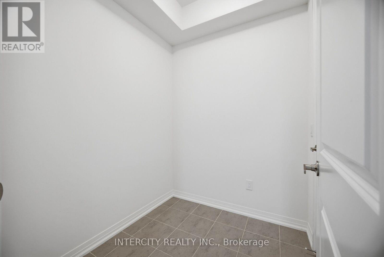 23 WEYLIE STREET - 11