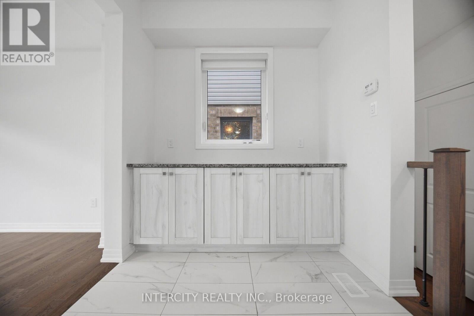 23 WEYLIE STREET - 13