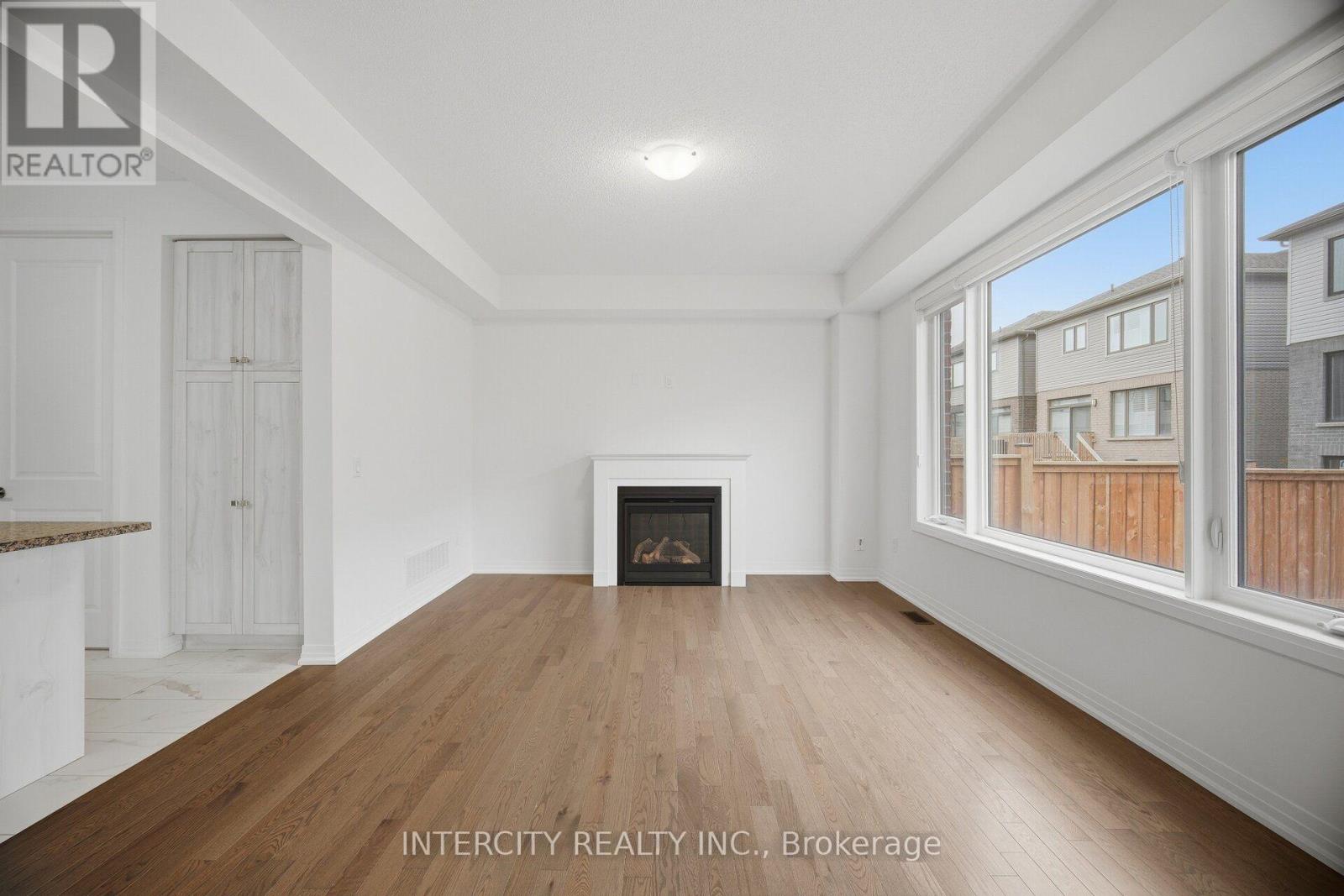 23 WEYLIE STREET - 21