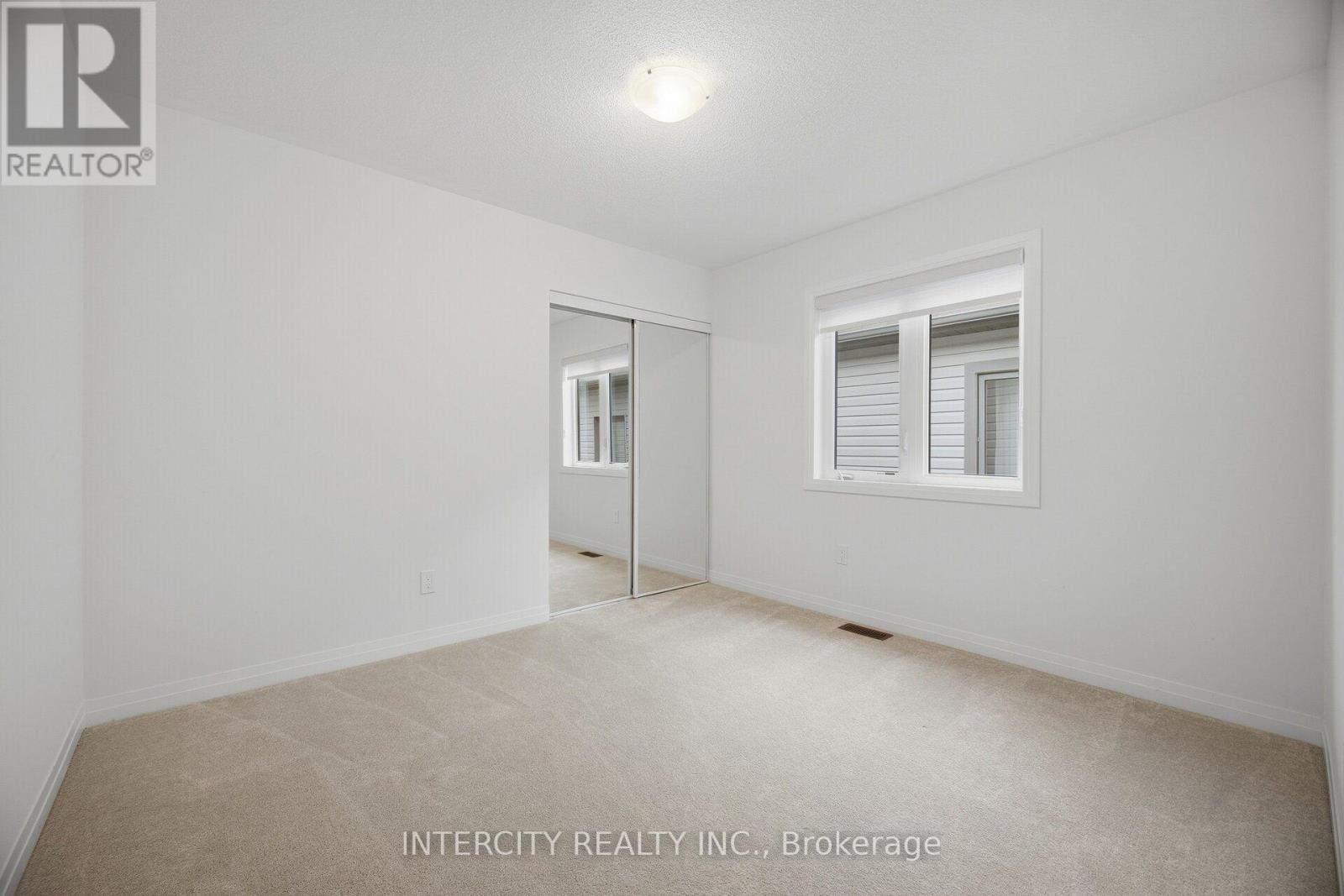 23 WEYLIE STREET - 40