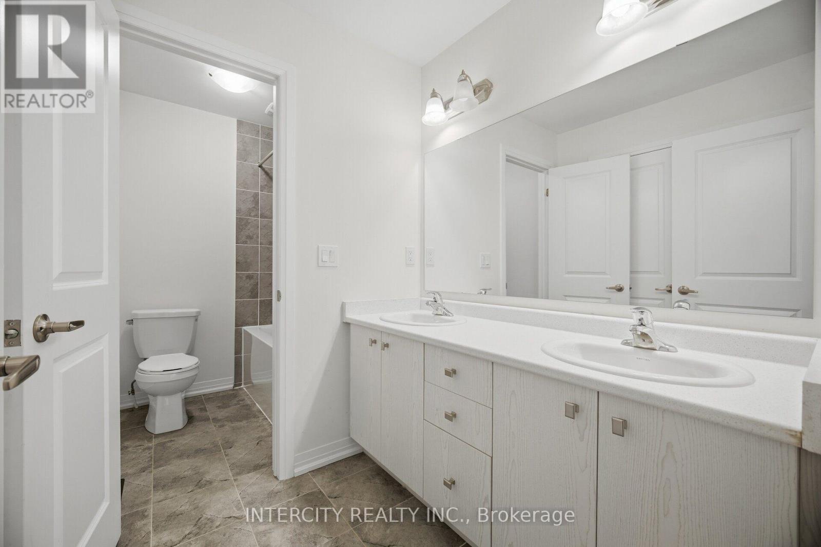 23 WEYLIE STREET - 42