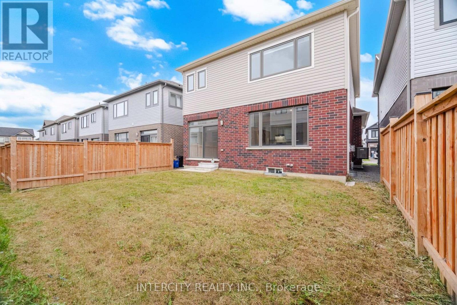 23 WEYLIE STREET - 50