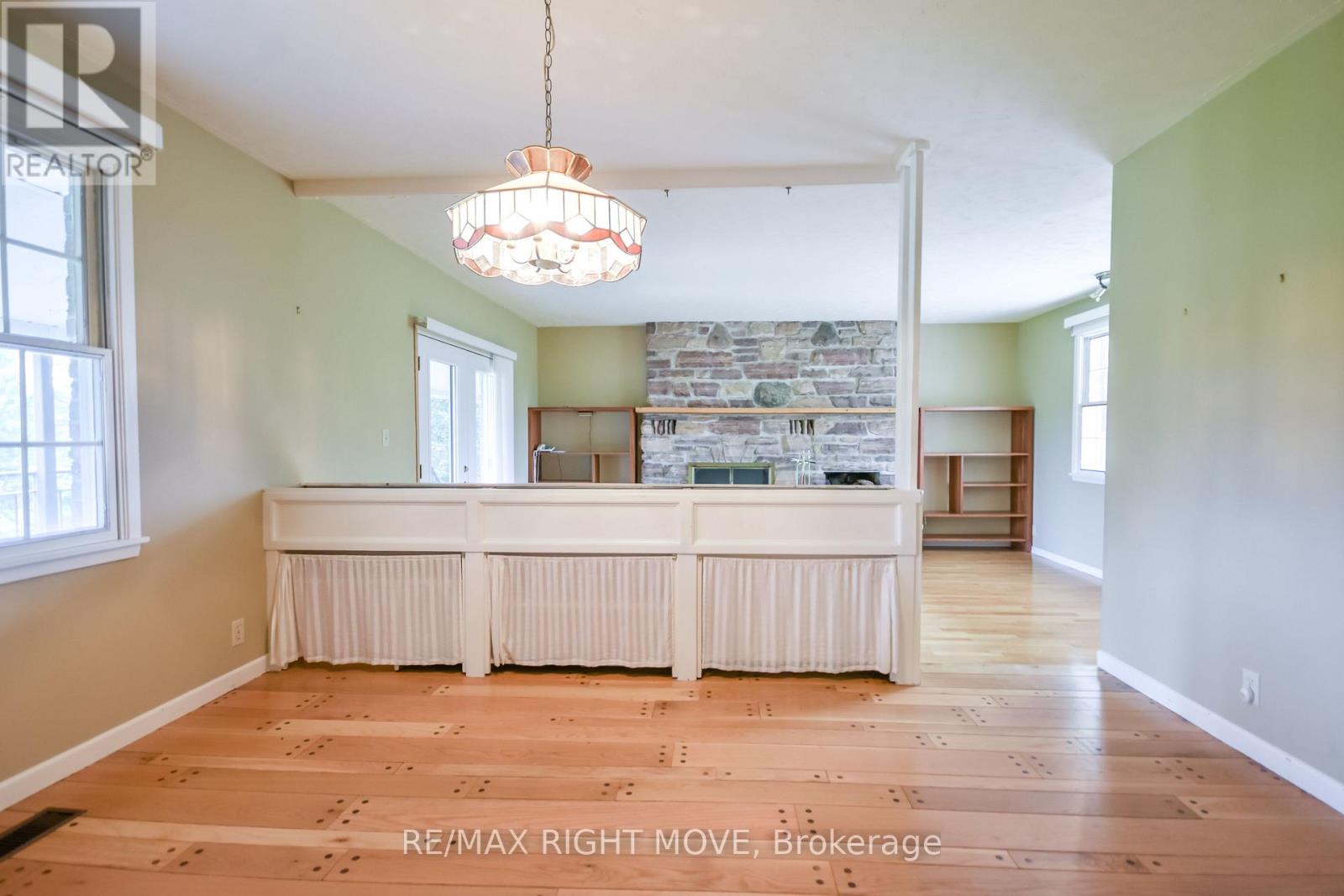 570 LAKE DALRYMPLE ROAD - 18