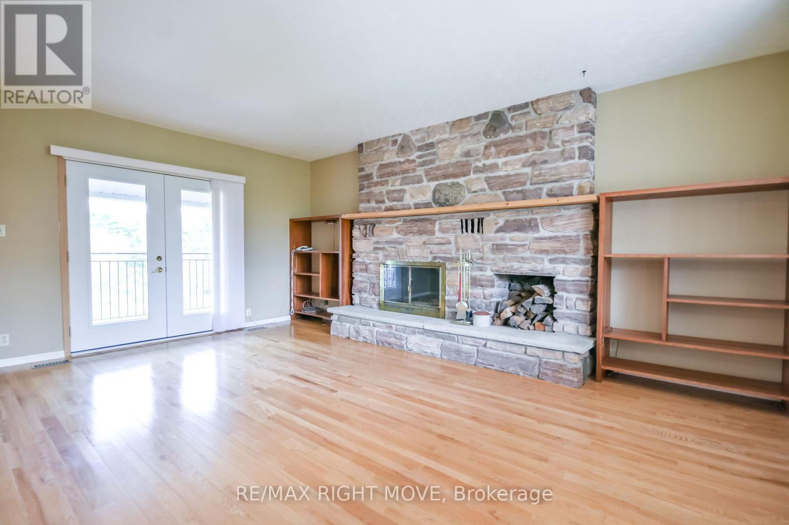 570 LAKE DALRYMPLE ROAD - 19