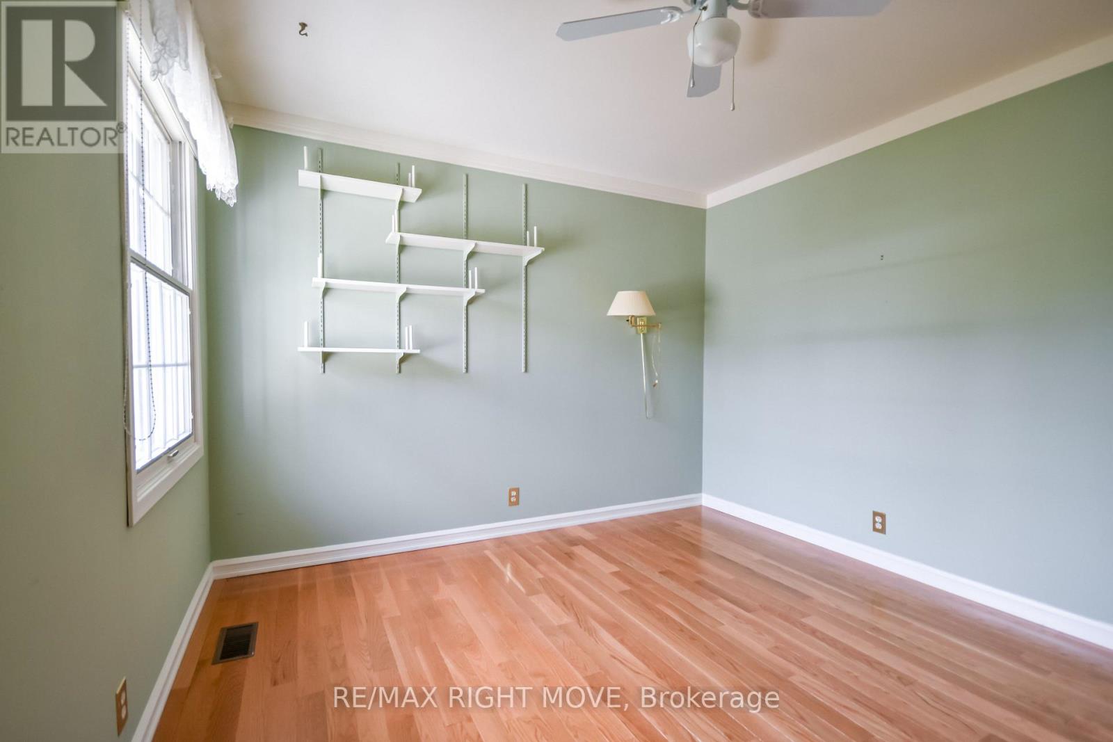 570 LAKE DALRYMPLE ROAD - 21