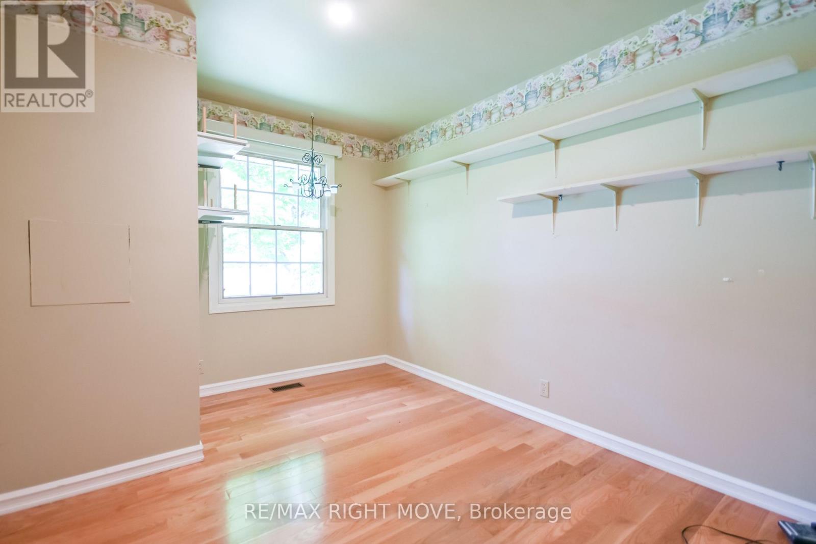 570 LAKE DALRYMPLE ROAD - 22