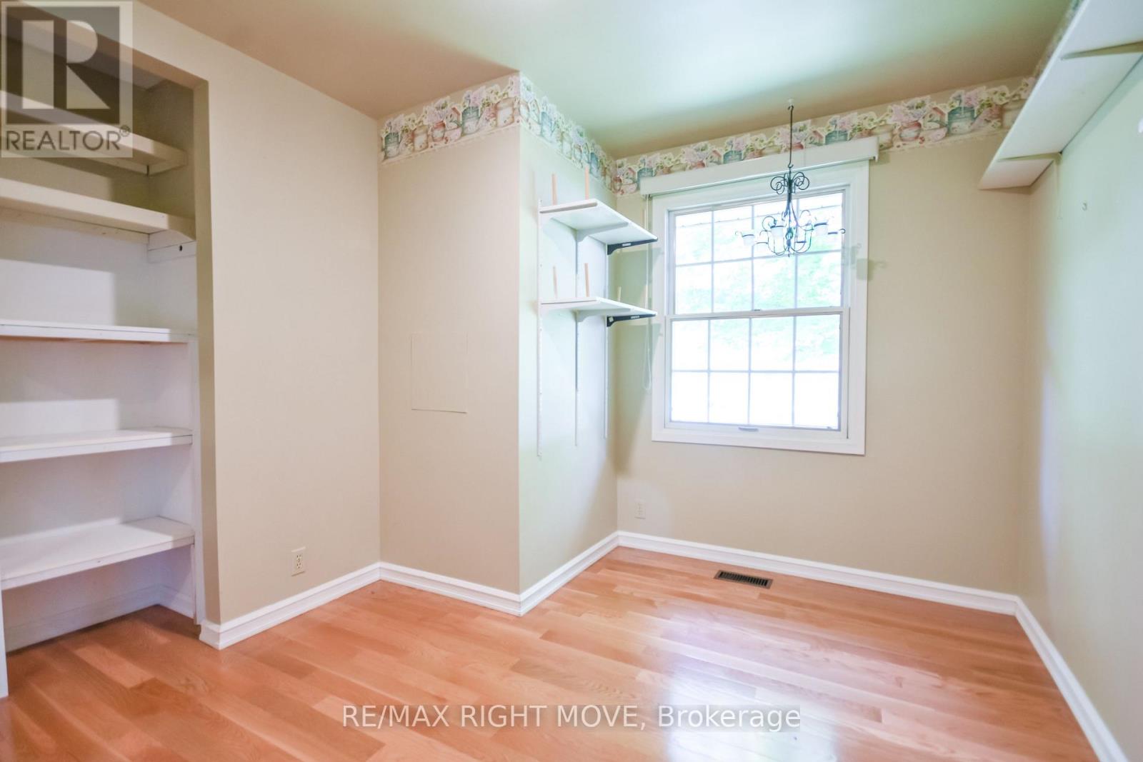 570 LAKE DALRYMPLE ROAD - 23