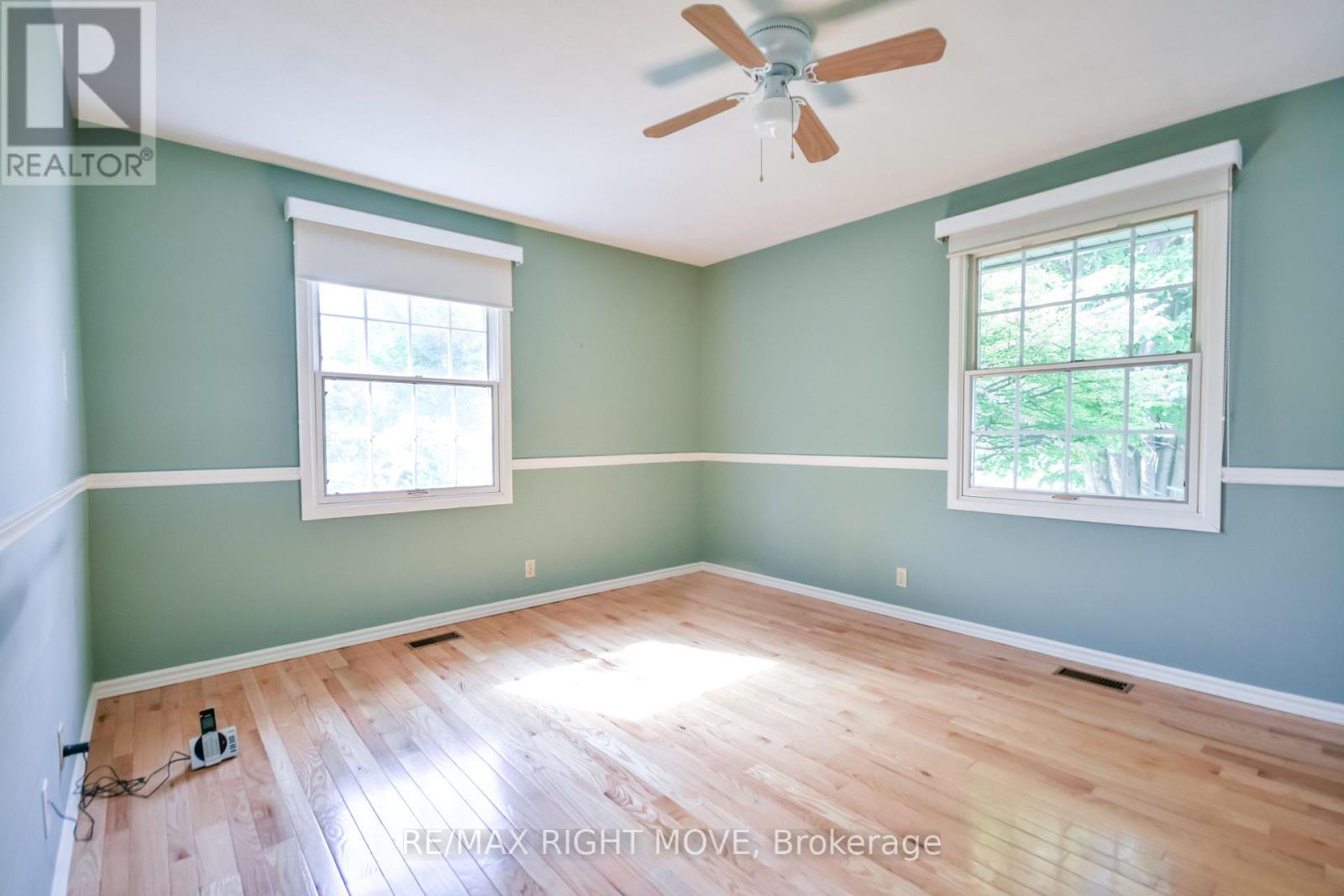 570 LAKE DALRYMPLE ROAD - 24