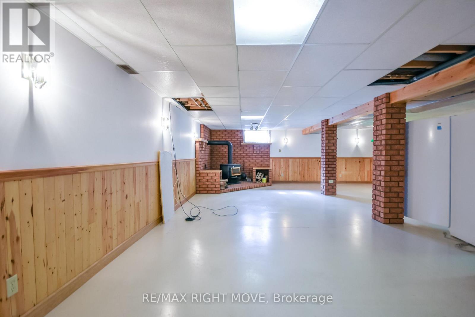 570 LAKE DALRYMPLE ROAD - 37
