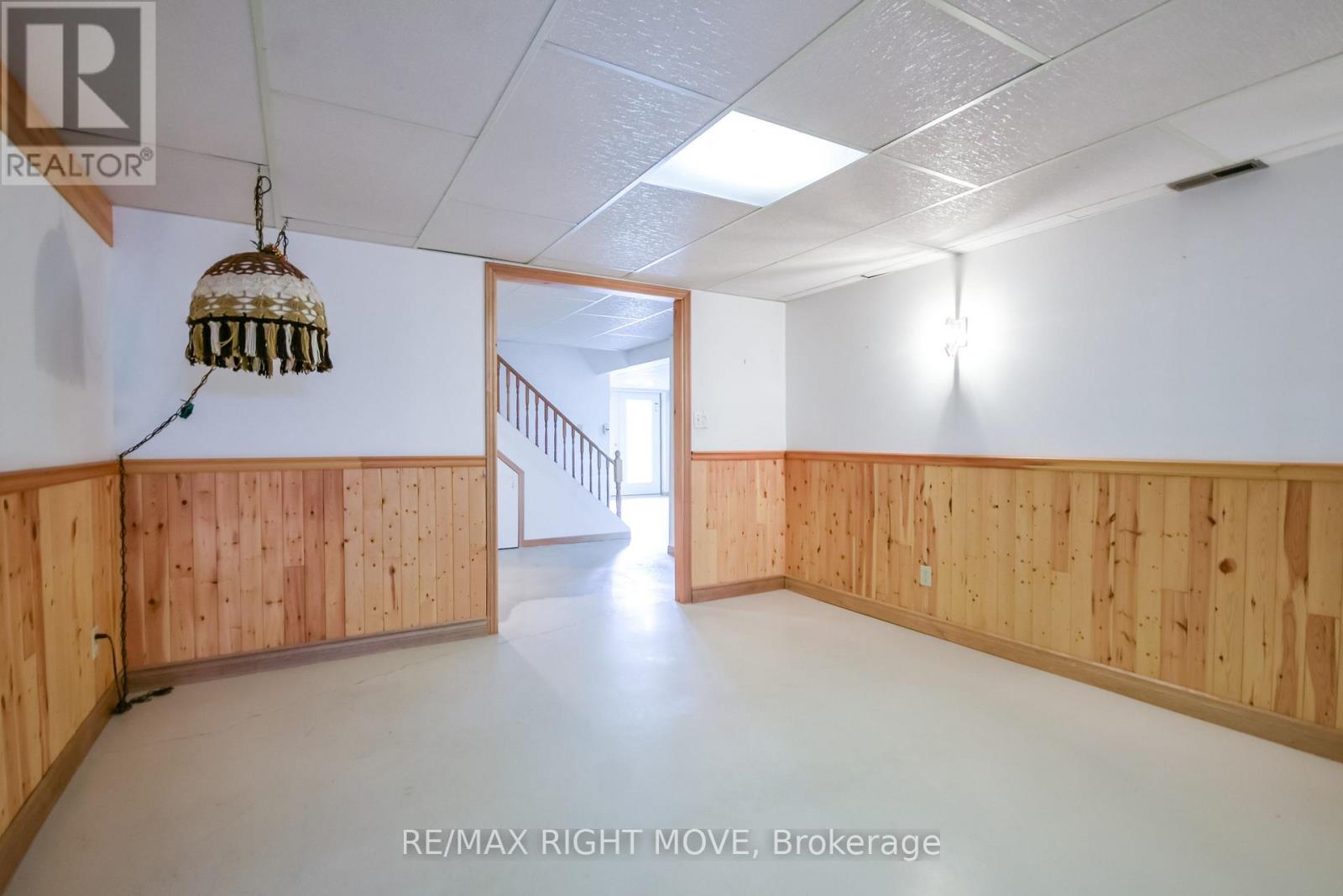 570 LAKE DALRYMPLE ROAD - 41