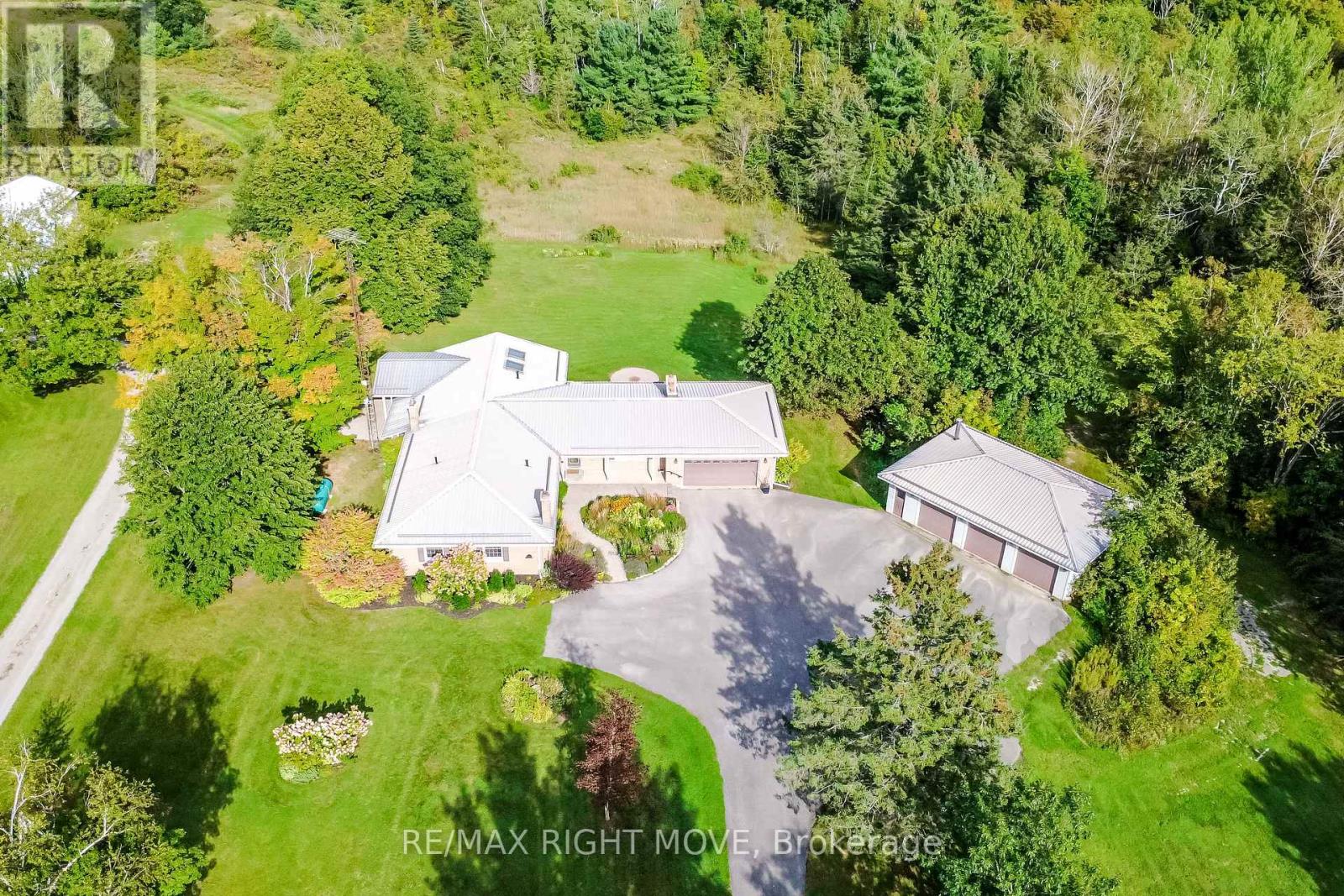 570 LAKE DALRYMPLE ROAD - 45