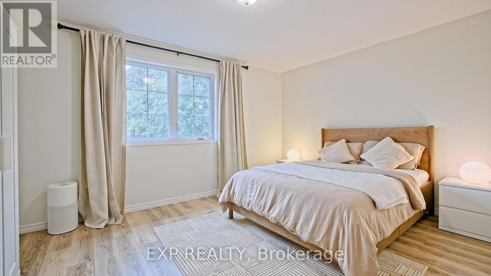 410 KING WILLIAM STREET - 17