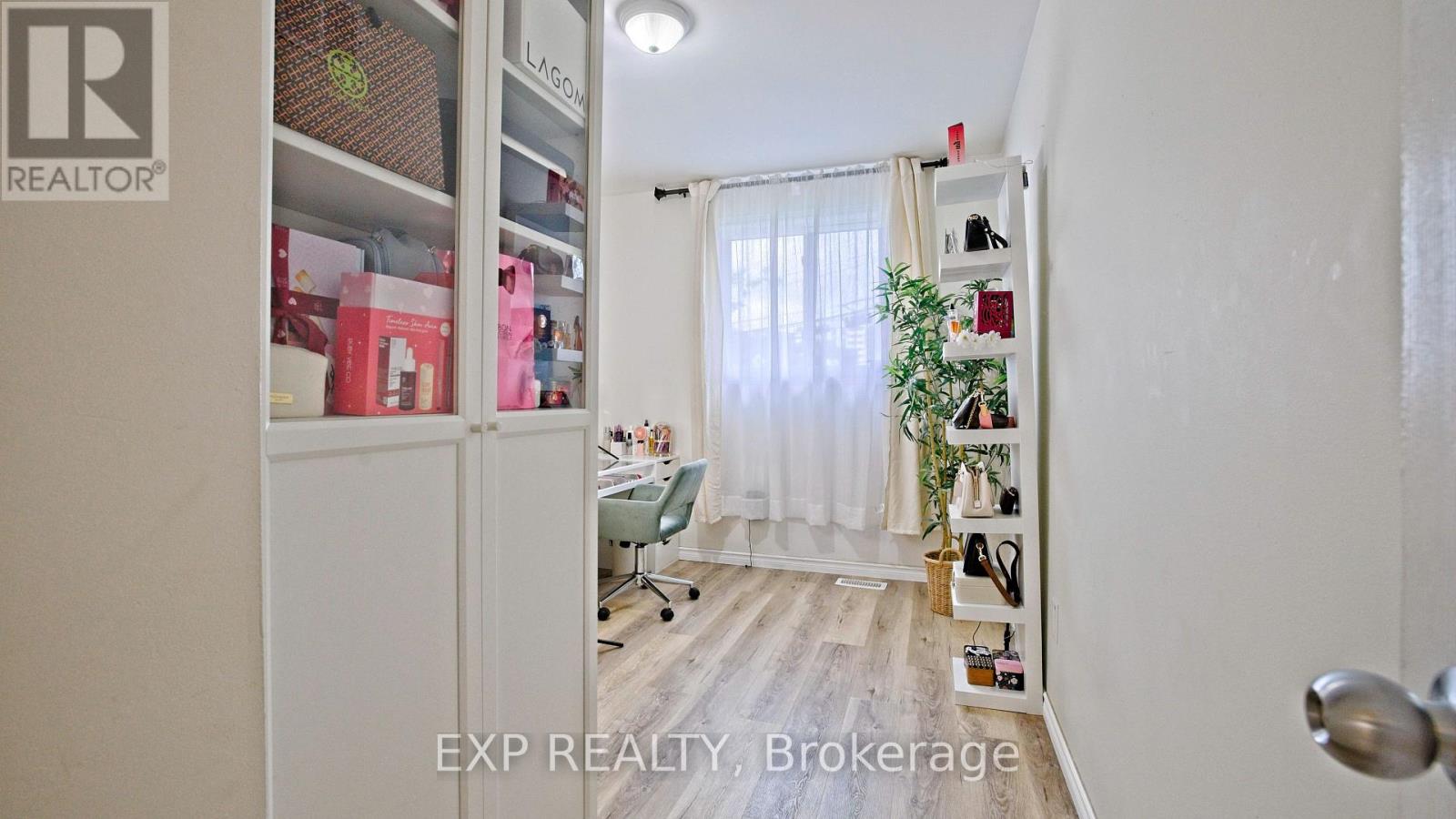 410 KING WILLIAM STREET - 24