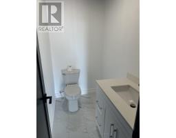 2 - 112 Lakeshore Road E, Mississauga, ON L5G1E3 Photo 9