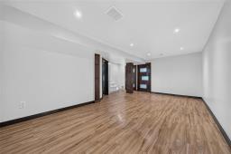 330 Greene Avenue, Winnipeg, MB R2K0L8 Photo 24