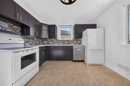 330 Greene Avenue, Winnipeg, MB R2K0L8 Photo 10