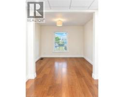 Dining room - 163 Eastbourne Avenue, Hamilton, ON L8M2N2 Photo 7