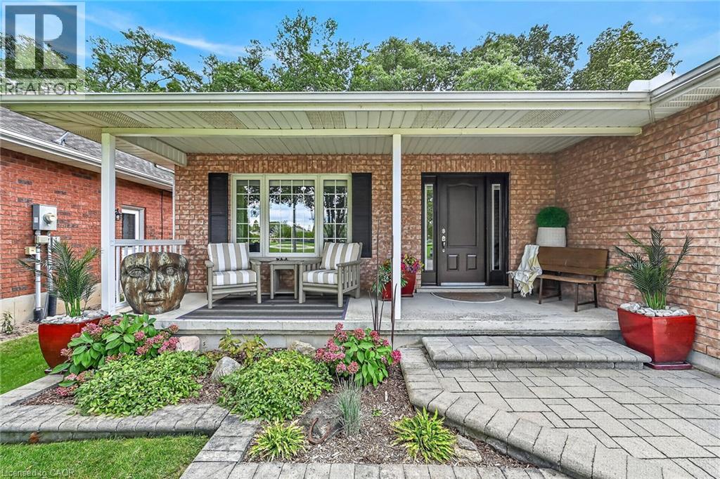 225 DOVER Avenue, Port Dover, Ontario, N0A1N4, Port Dover, Ontario — photo 3 of 5