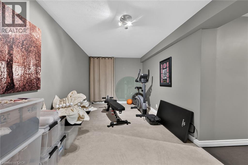 225 DOVER Avenue - 36