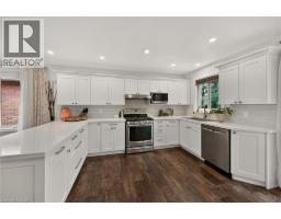 4pc Bathroom - 225 Dover Avenue, Port Dover, ON N0A1N4 Photo 13