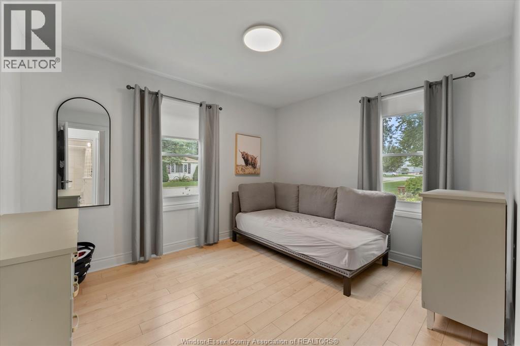 130 Langtry STREET - 13