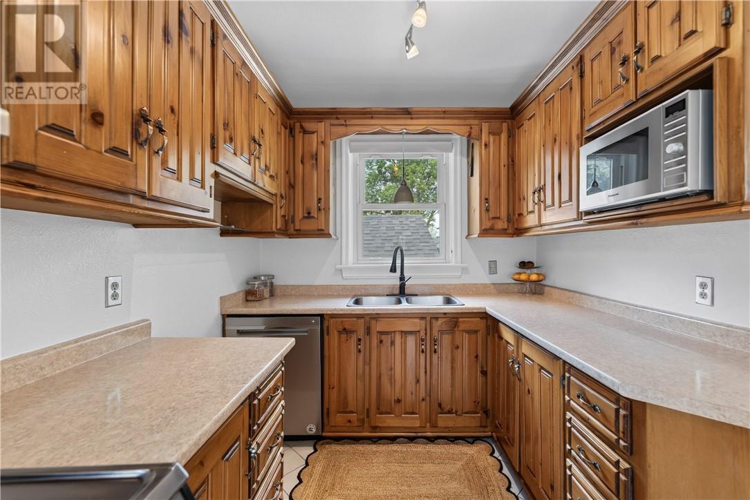 306 Wembley Drive - Image 15