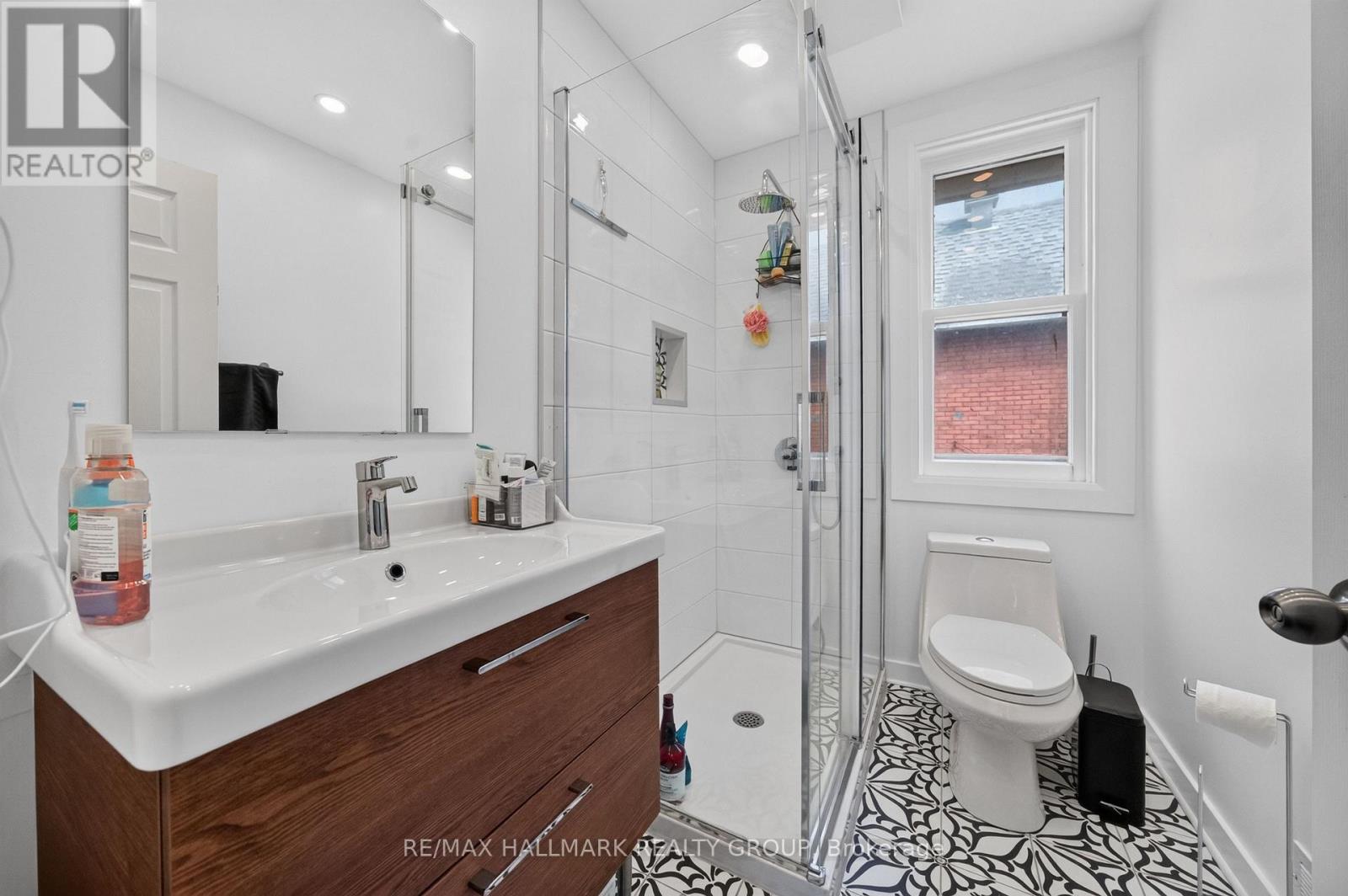 182 PRETORIA AVENUE - Image 14