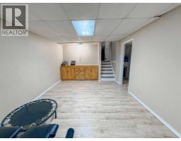 9701 73 Avenue, Peace River, AB T8S1E2 Photo 19